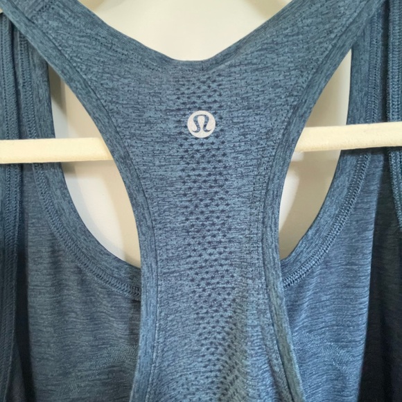 lululemon Swifty Tech Racerback Tank Top 2.0 Waist Length - True Navy/Iron Blue - Picture 4 of 5